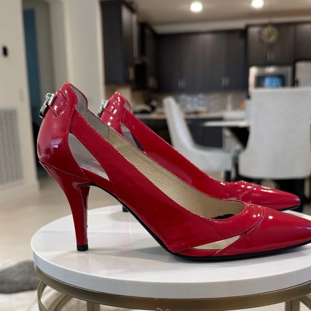 Michael Kors Red Stiletto Heels, Size 6, Patent Leather. - Picture 1 of 8